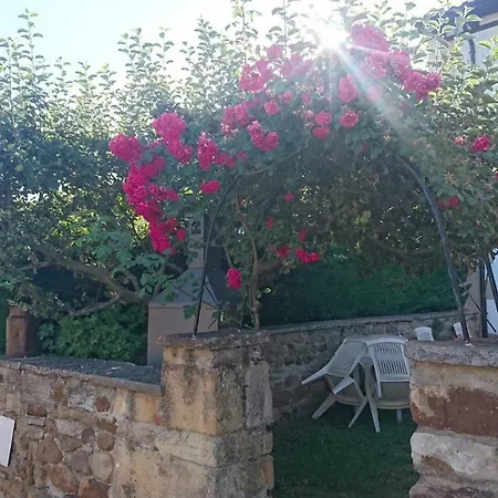 La Casita Del Valle Holiday home *